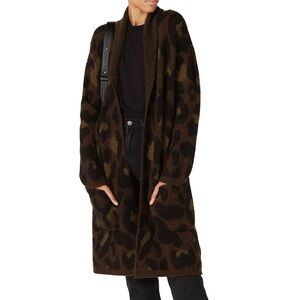 Oversized leopard sweater